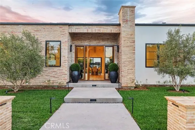 1227 Berkshire, Newport Beach CA 92660 for Sale