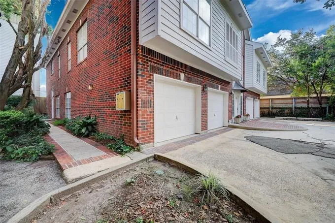 4408 Yoakum Blvd #6, Houston, TX 77006 for Rent