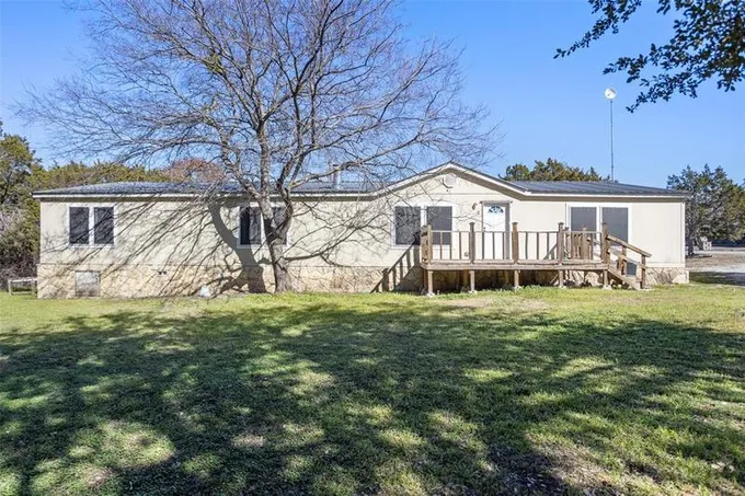 906 Guadalupe River Drive, Granbury, TX 76048 for Sale