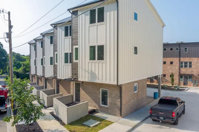 724 West Bell Avenue, Unit 114, Chattanooga, TN 37405 for Sale