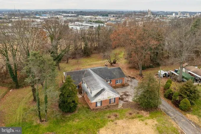 2818 MARIETTA AVE, LANCASTER, PA 17601 Single Family Residence For Sale  MLS# PALA2046238
