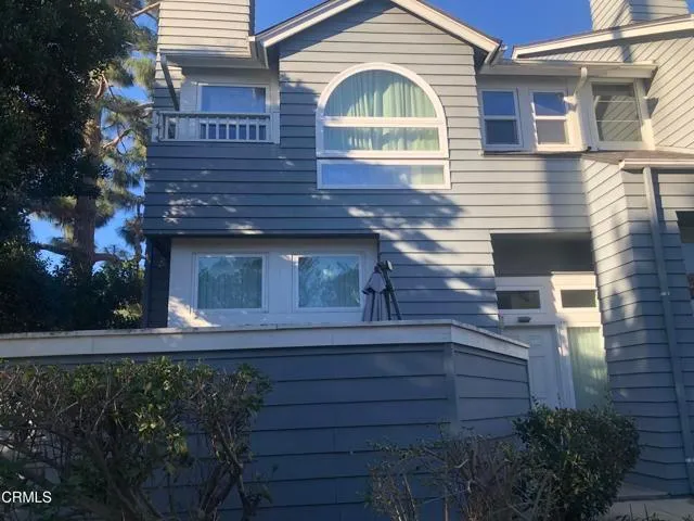 1098 Stravinsky, Ventura CA 93003 for Sale