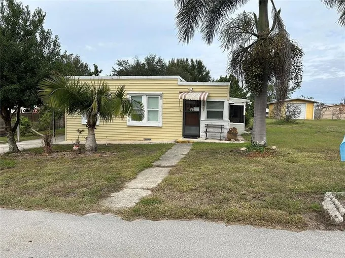 315 Virginia St, FROSTPROOF, FL 33843  MLS# P4928536 for Sale