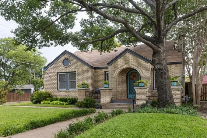 301 N Waverly Dr, Dallas, TX 75208 for Sale