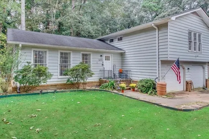 5315 Rockborough Trail, Stone Mountain, GA 30083 - MLS 7317135 for Sale