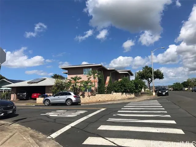 1356 Kuahaka Street, Pearl City HI 96782 for Sale