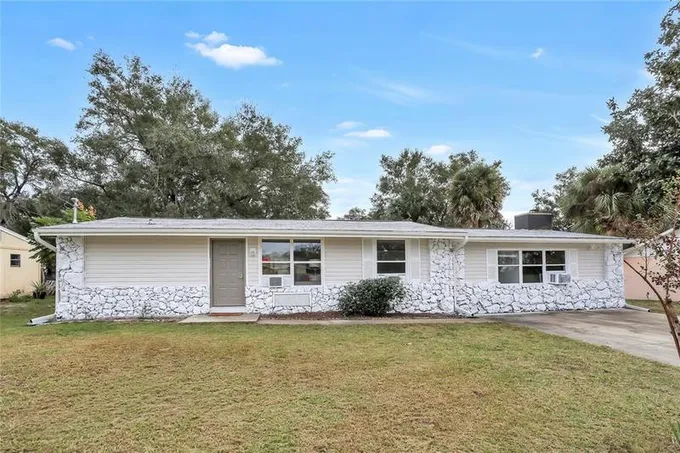 1197 Doyle Road, Deltona, FL 32725 for Sale