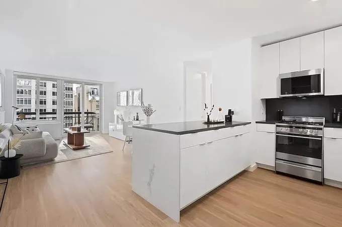 70 W 37th St #1003, New York, NY 10018 - MLS RLMX-95906 for Rent
