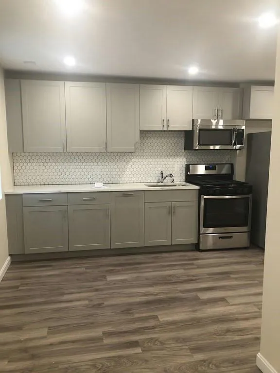 15 WHIPPLE ST APT 17, Lowell, MA 01852 Multi Family For Sale  MLS# 73163165 for Rent