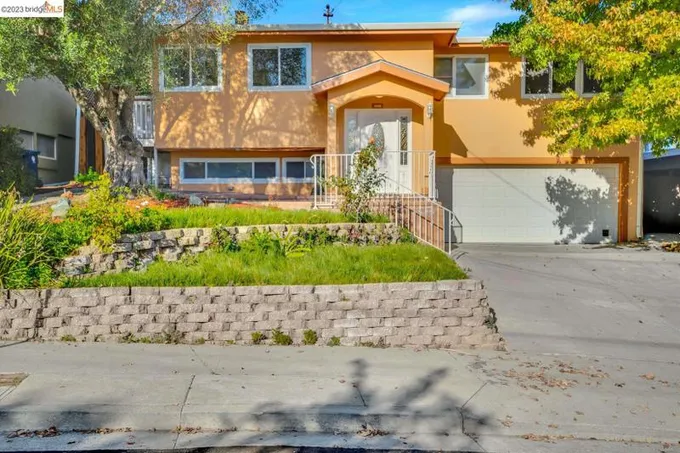 Castro Valley, Alameda County, CA House for sale Property ID: 418572572