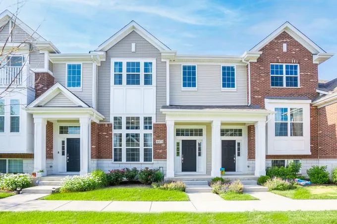 4475 Monroe Court, Naperville, IL 60564 for Rent