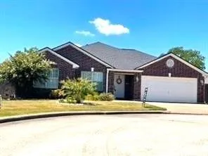 926 Hawthorne Court, Tomball, TX 77375 for Sale