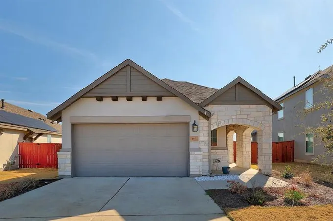 140 Rosebush Dr, Liberty Hill, TX 78642 for Sale