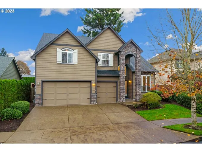 8620 NE 31ST CIR, Vancouver WA 98662 for Sale
