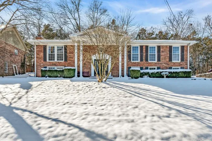 3824 Anderson Road, Nashville, TN 37217 for Sale