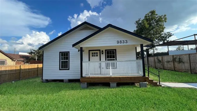 9833 Porto Rico Rd, Houston, TX 77041 for Rent