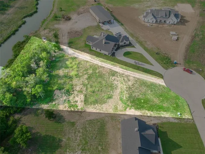 6519 Painted Pony Dr, Baytown, TX 77523 for Sale