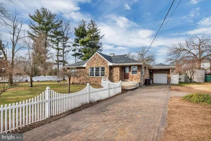 Almonesson, Gloucester County, NJ House for sale Property ID: 418893058