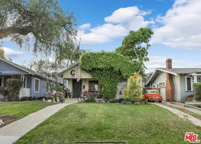 911 PORTOLA AVE, Torrance, CA 90501 Single Family Residence For Sale  MLS# 24-353493