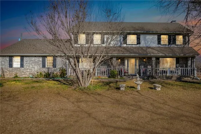 425 Wildwood Trail, Lorena, TX 76655 for Sale