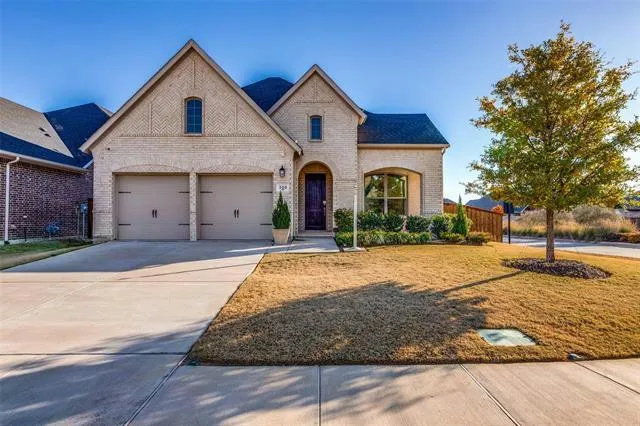 300 VILLAGE CREEK DR, Mc Kinney, TX 75071 Single Family Residence For Sale  MLS# 20489181