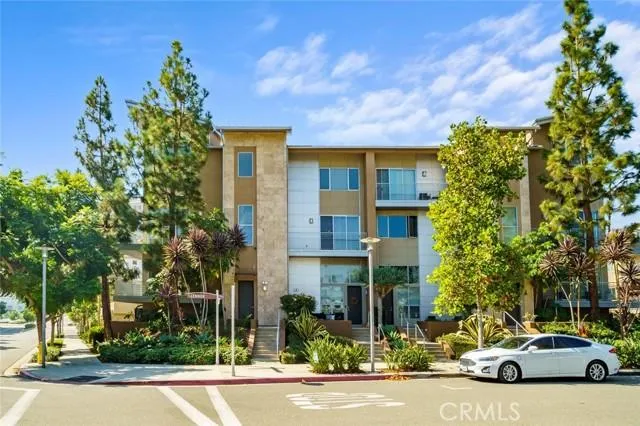 99 Lennox, Irvine CA 92612 for Sale