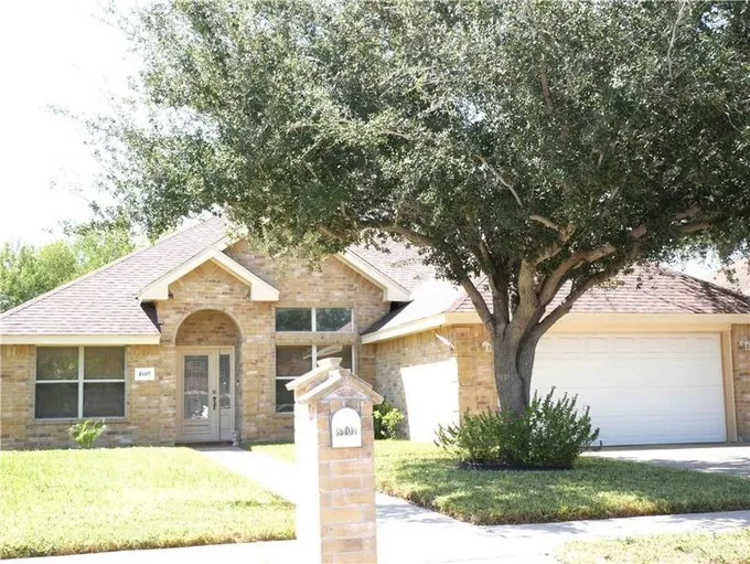 8107 N 27th Lane, Mc Allen, TX 78504 for Sale