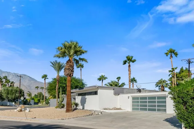 3420 East Camino Rojos, Palm Springs, CA 92262 for Sale