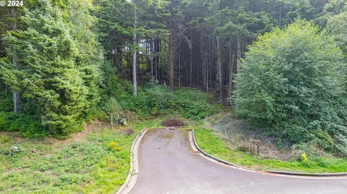0 SE Marine Dr #6800, Lincoln City, OR 97367 - MLS 24073921 for Sale