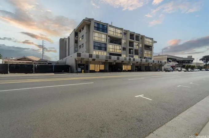 465 Kapahulu Ave #2A, Honolulu, HI 96815 - MLS 202325034 for Sale
