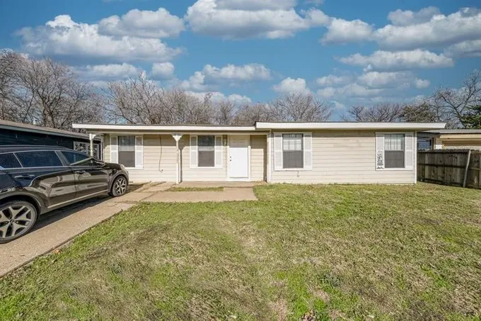 Arlington, Tarrant County, TX House for sale Property ID: 418729021
