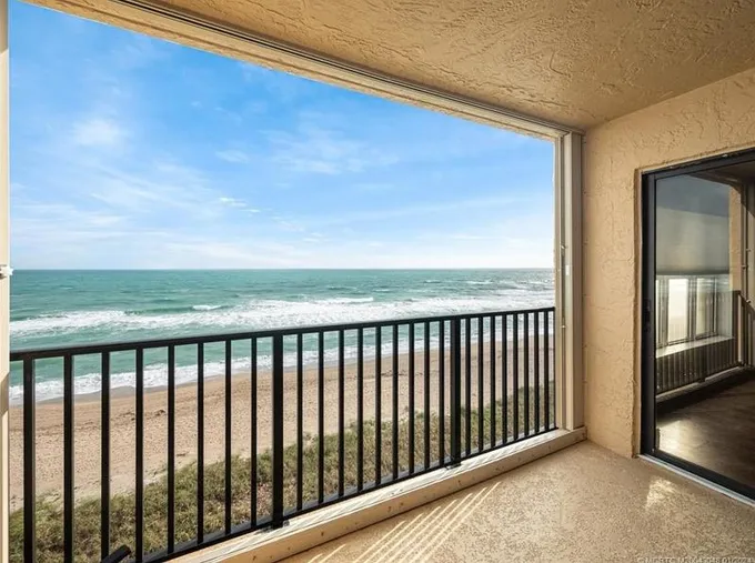 10200 S Ocean Dr #PH-7, Jensen Beach, FL 34957 - MLS M20043048 for Sale