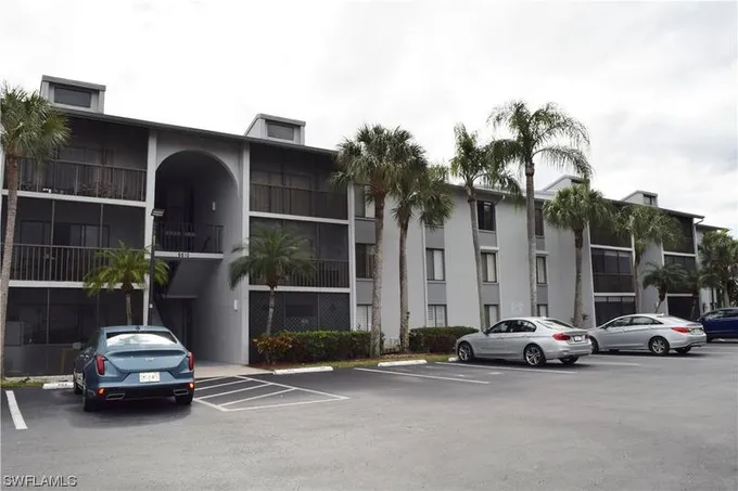 9610 Green Cypress Lane, Unit 15, Fort Myers, FL 33905 for Sale
