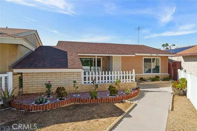 320 Magnolia, Hemet CA 92543 for Sale