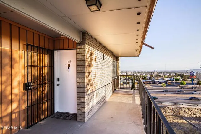 6400 Edgemere Boulevard, Unit 104, El Paso, TX 79925 for Sale