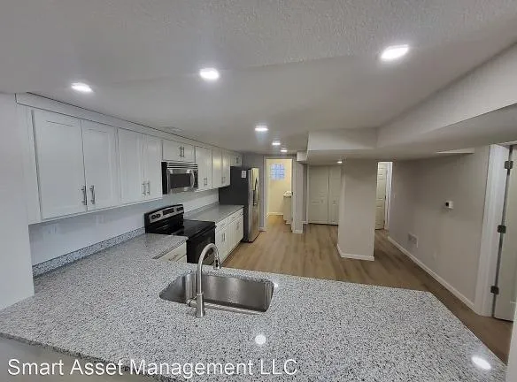 528 N Cogswell Dr - Silver Lake, WI 53170 - Home For Rent