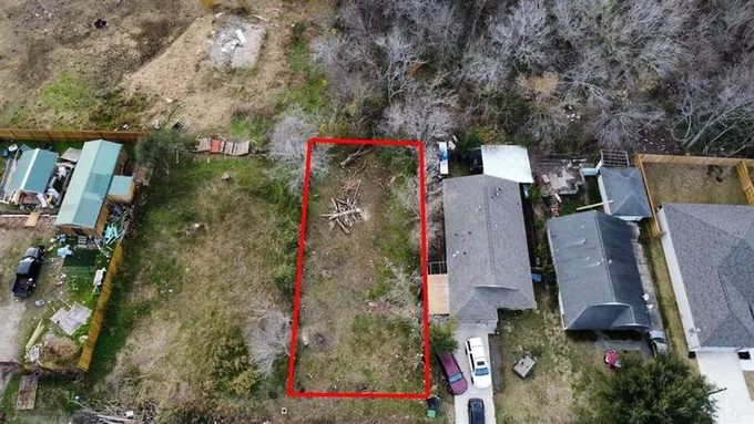 5601 Nielan St, Houston, TX 77028 for Sale
