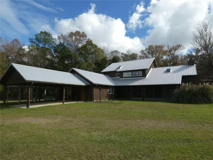 4251 SE 44TH LN, MORRISTON, FL 32668 Single Family Residence For Sale  MLS# OM671410 for Rent