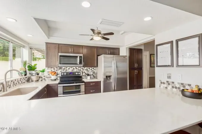 6016 W Carol Ann Way, Glendale, AZ 85306 - MLS 6650531 for Sale