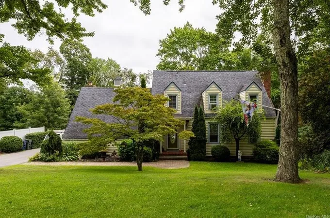 18 Hillside Terrace, Mahopac, NY 10541 - MLS H6276257 for Sale