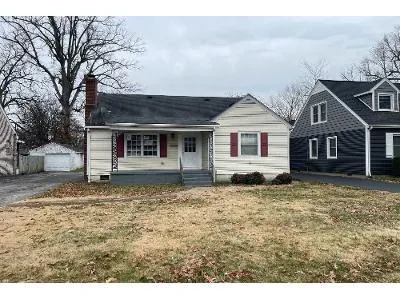 Washington St for Sale