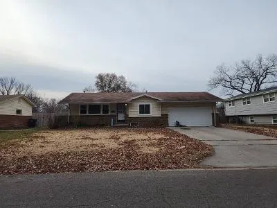 W 10th St N for Sale