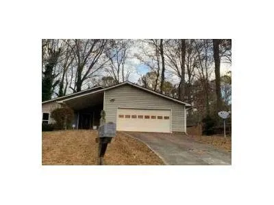 Pickwick Ln NW for Sale