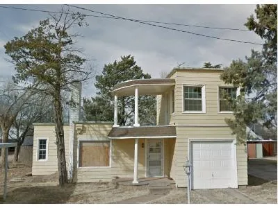 S Farmer St for Sale