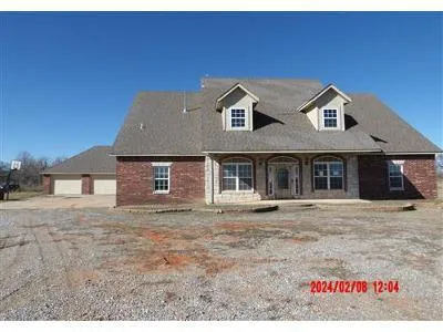 N Manning Rd for Sale