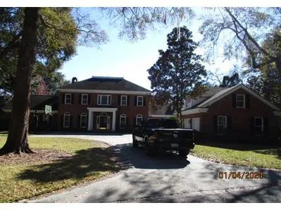 Springfield Pl for Sale