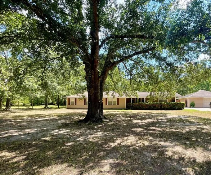 22181 Walnut Dr, Porter, TX 77365 for Sale
