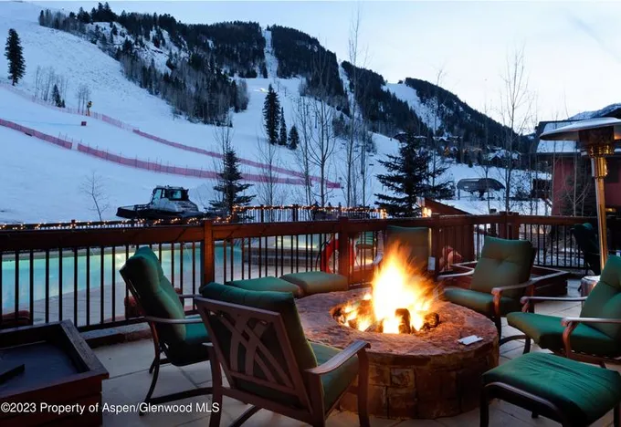 197 Prospector Road, Unit 2303 FW , Aspen, CO 81611 for Sale