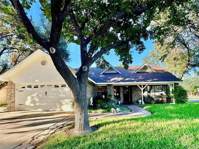 2900 Swallow Avenue, Mc Allen, TX 78504 for Sale