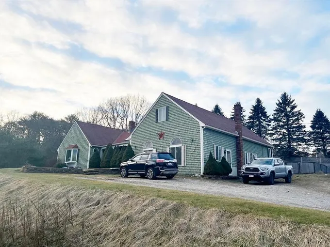 202 Lakeside Road, Unit 1, Hanson, MA 02341 for Rent
